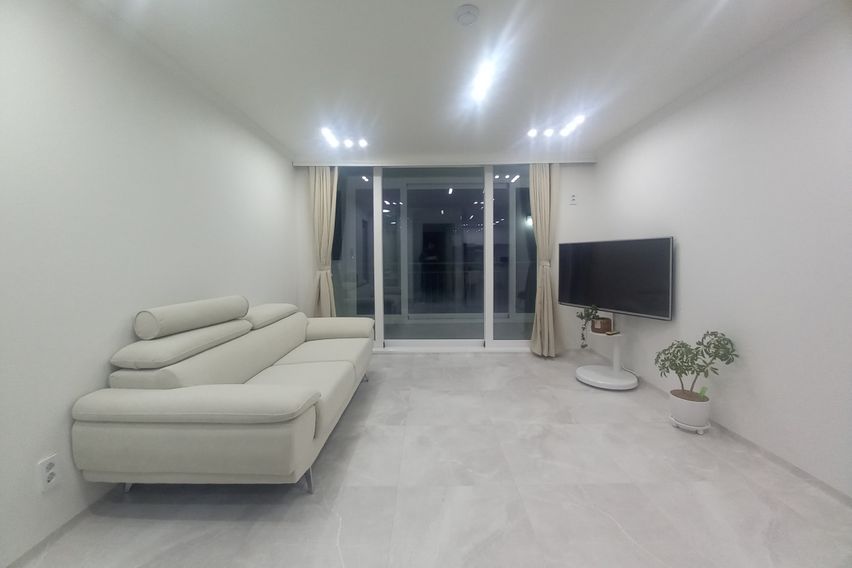 ♠︎ 깨끗하고 포근한집 0번째 이미지