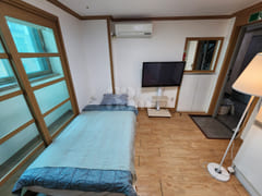 3-meter-high window, individual heating, 310 4th image