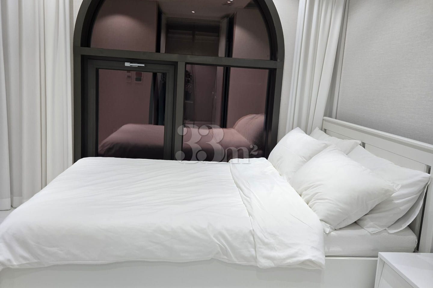 A comfortable and luxurious home. 7th image