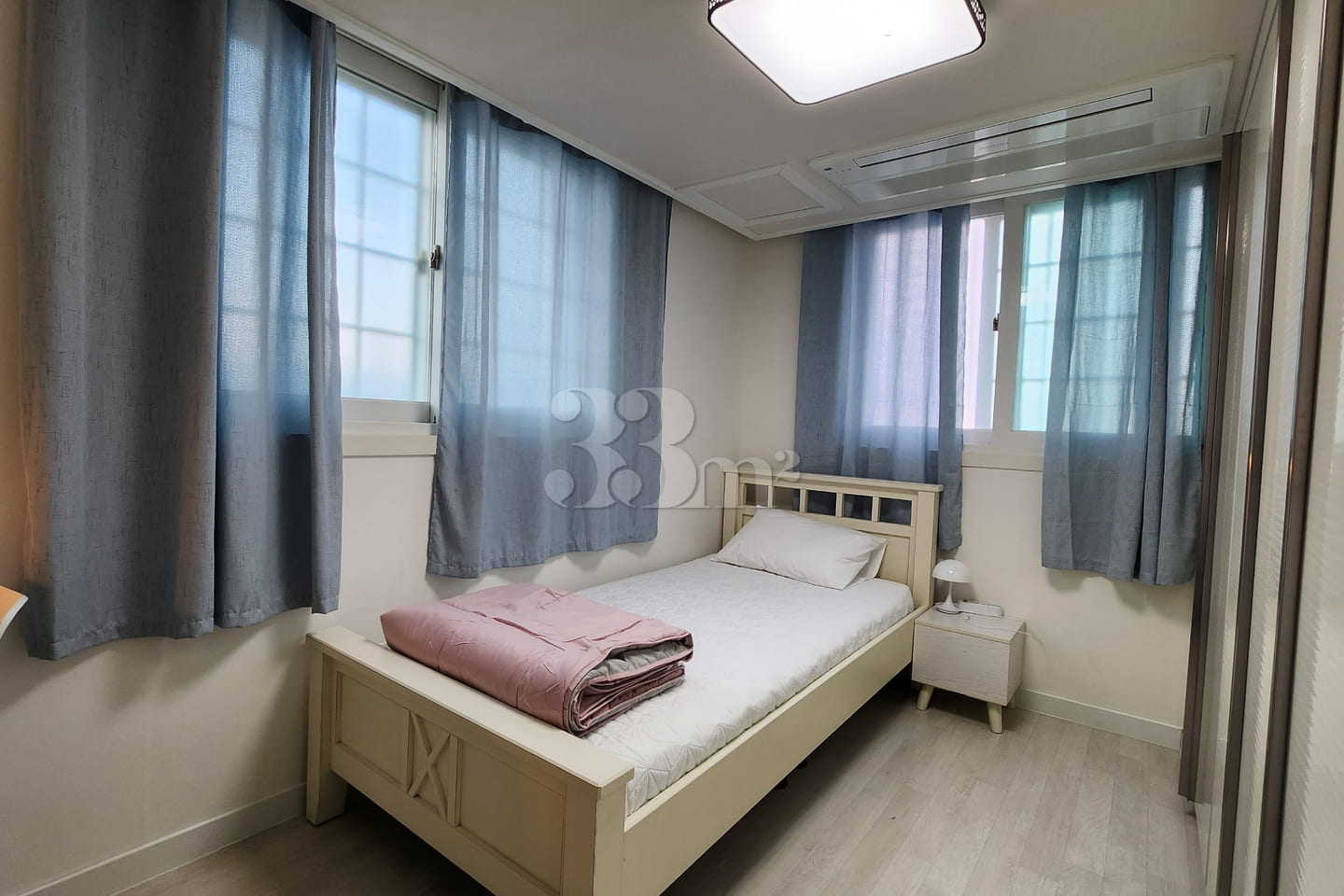 Geoje Island Short-term Rental 401 9th image