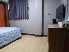Standard Single Room 3th image