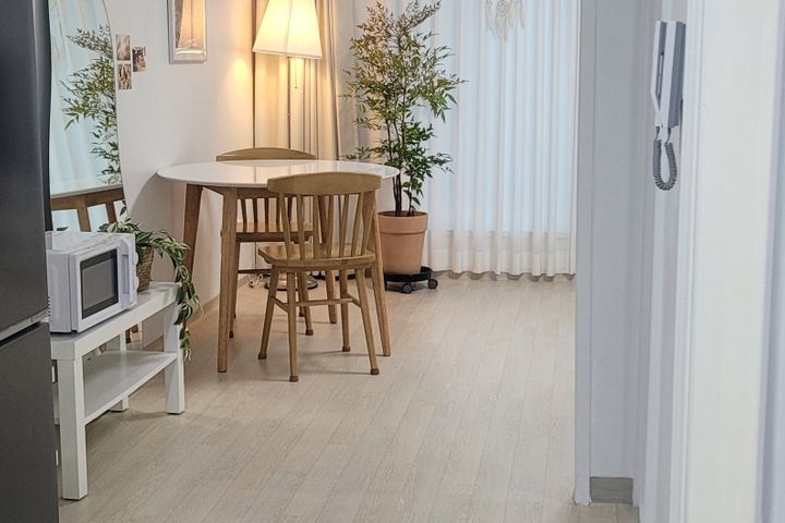 🌈Apartment in front of the courthouse at Pye 0th image