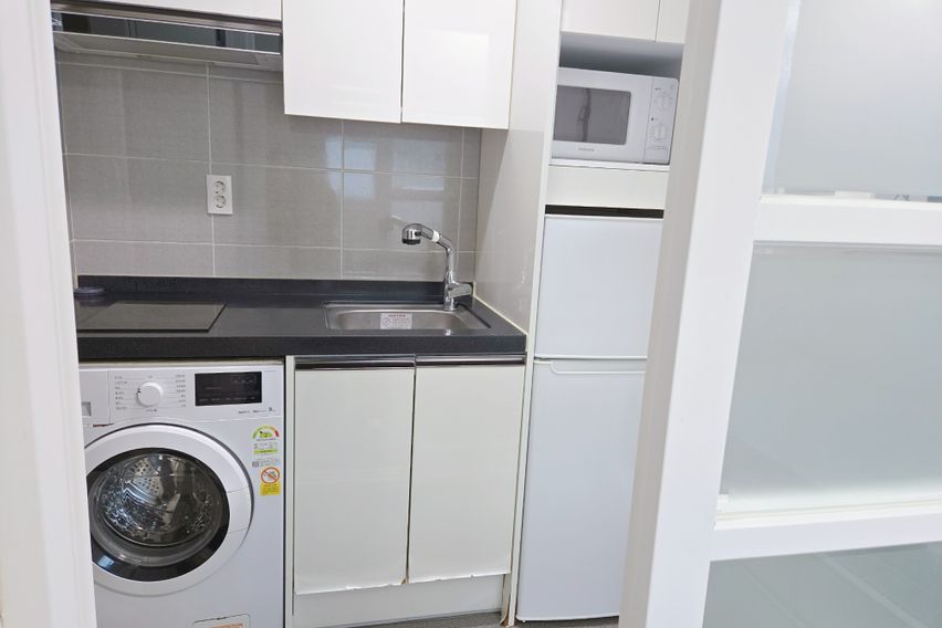 풀옵션 준신축 원룸 4번째 이미지