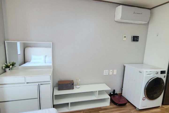 Seomyeon Double Station Area Cozy NO.5 8th image