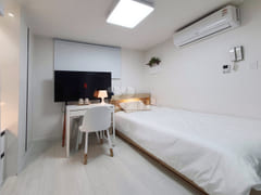 Short-term rental near Sillim Station on Line 1th image