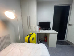Raum Suite 502 4th image