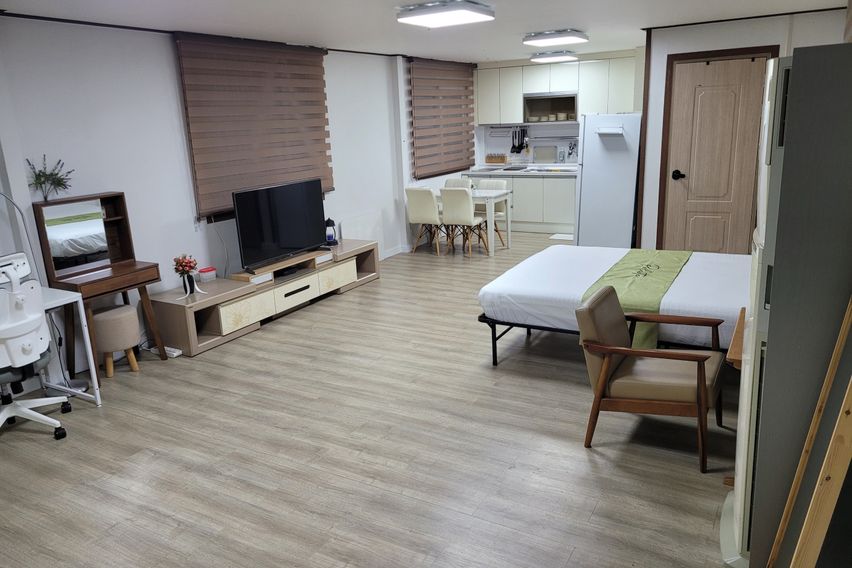오션뷰 펜션 넓은옥상방 0번째 이미지