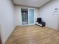 Two-bedroom apartment in the center of Hosu P 3th image