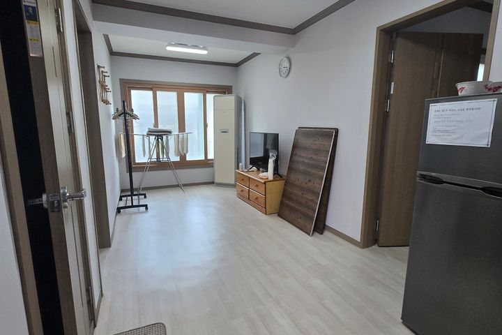 Living in Pohang and Gyeongju, Gyeongbuk for 14th image