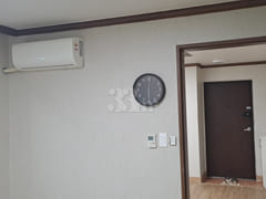 1.5-room unit with a spacious room and living 8th image