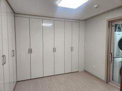 Gaom Modern South-Facing Fully Furnished Thre 11th image