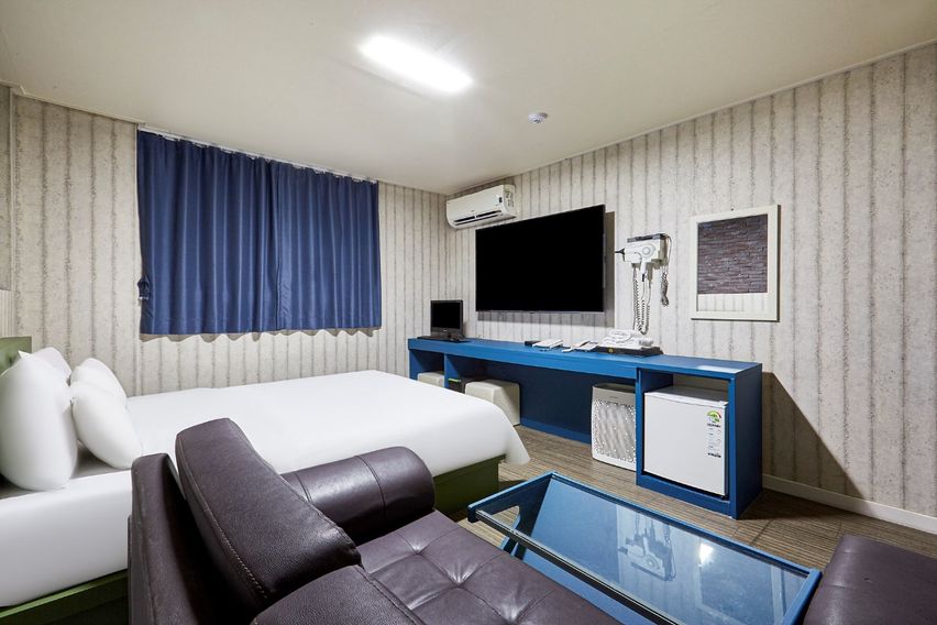 수원시청역 가성비 숙소