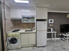 New studio apartment near Busan Dusil Station 4th image