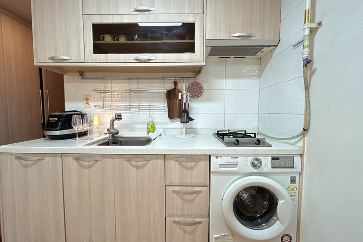 ✨Spacious room with city view, 2 mins from Si 8th image