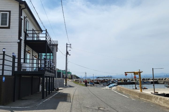 Two-story detached house by the sea in Pohang 0th image