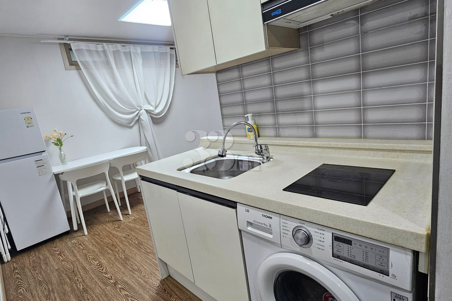 Studio apartment, 7-minute walk from Yeonsinn 6th image
