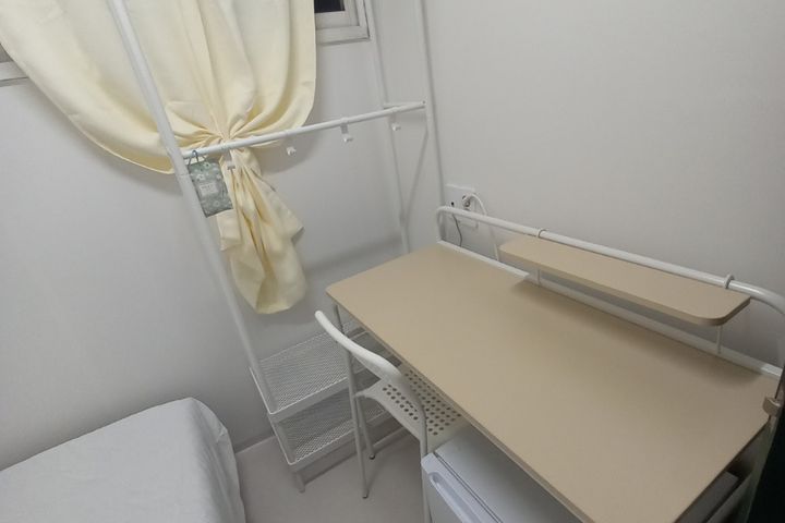 Sillim White-Toned Aesthetic Room 0th image
