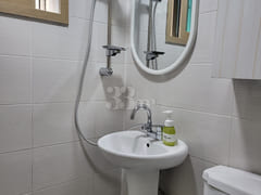 Suwon Yeongtong: Fully Renovated 2-Room Unit  8th image