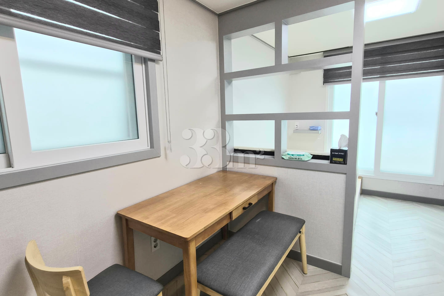 Located near City Hall Station in Dunsan-dong 2th image