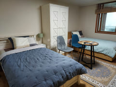 Three-bedroom apartment with full options in 11th image