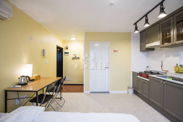 Studio apartment in Tap-dong, Jeju City 1th image