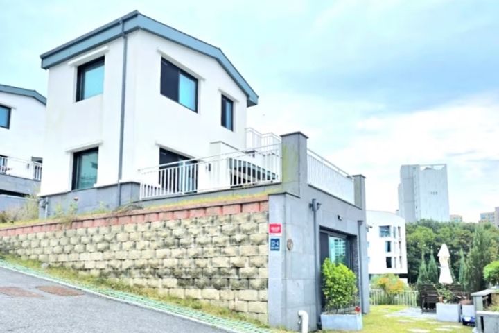 용인수지 풀옵/3층주택 0번째 이미지
