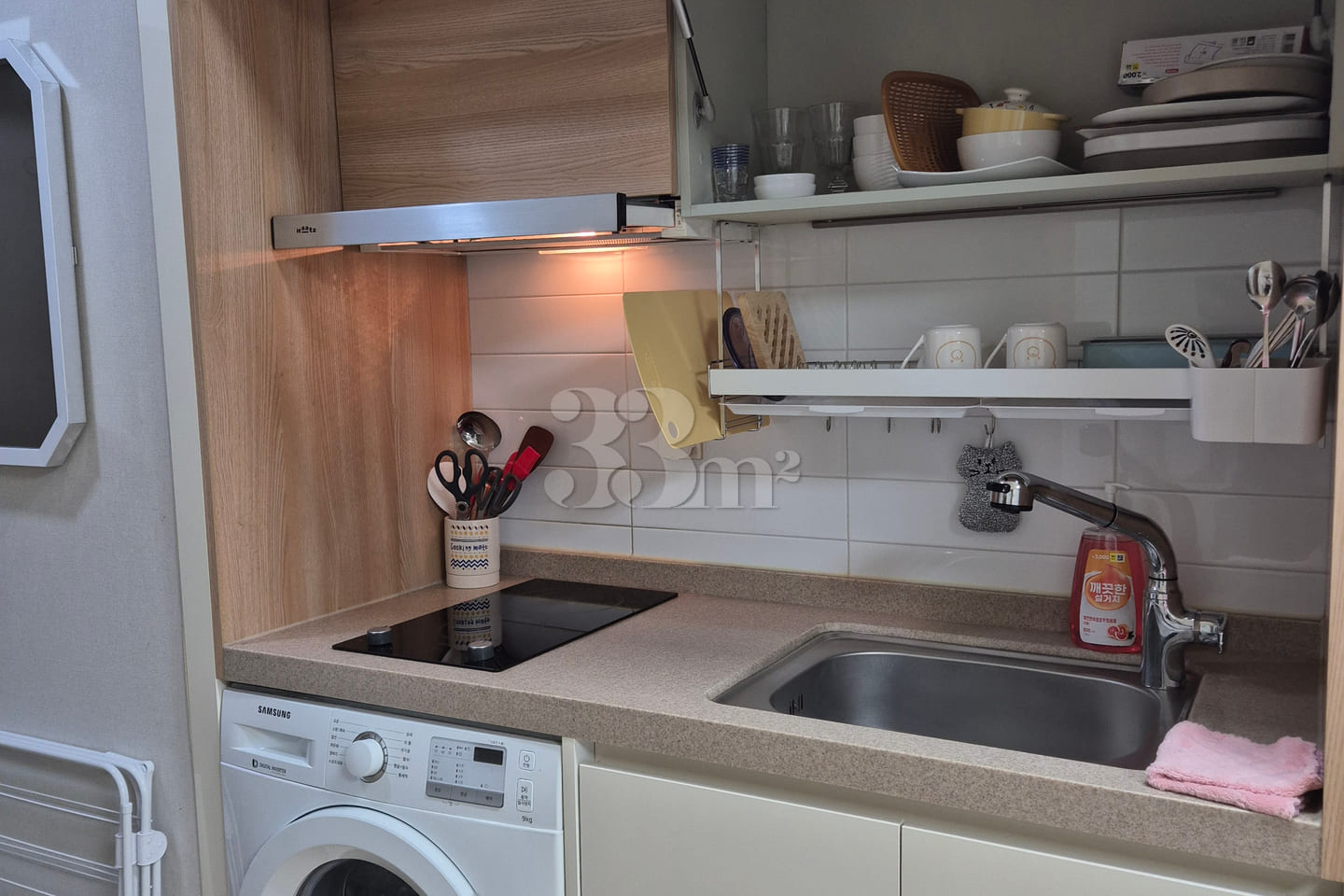 Clean, spacious room 3 minutes from Pyeongtae 4th image