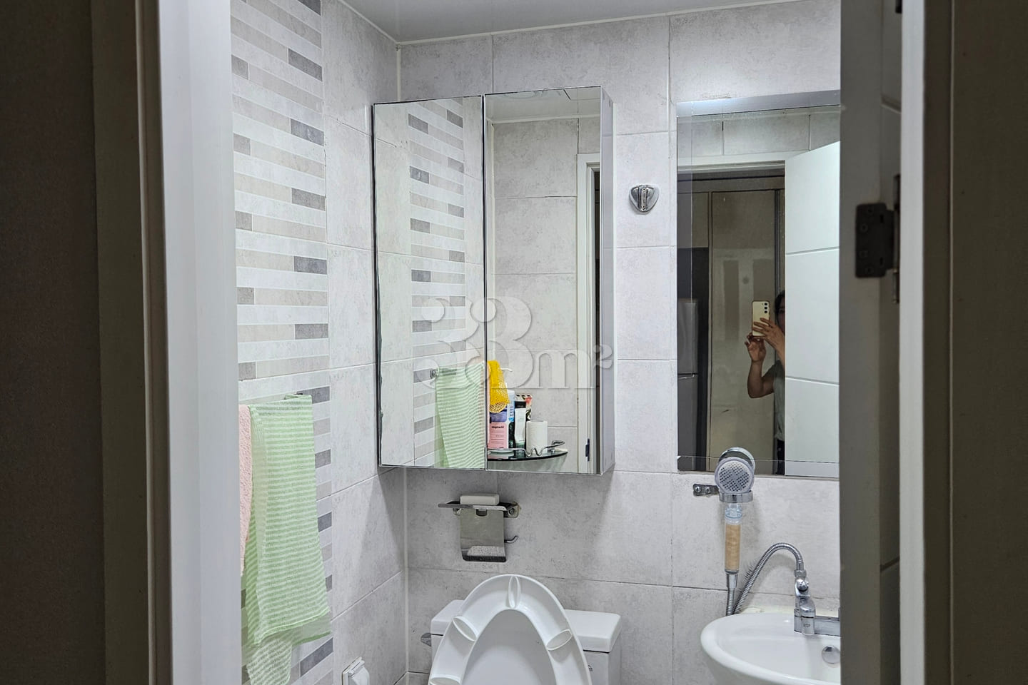 Renovated home 1 minute from Daecheong Statio 5th image