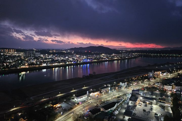 노을을 담은 고즈넉함 16번째 이미지
