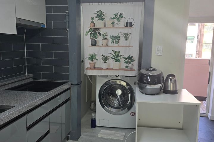 Warm House 5th image