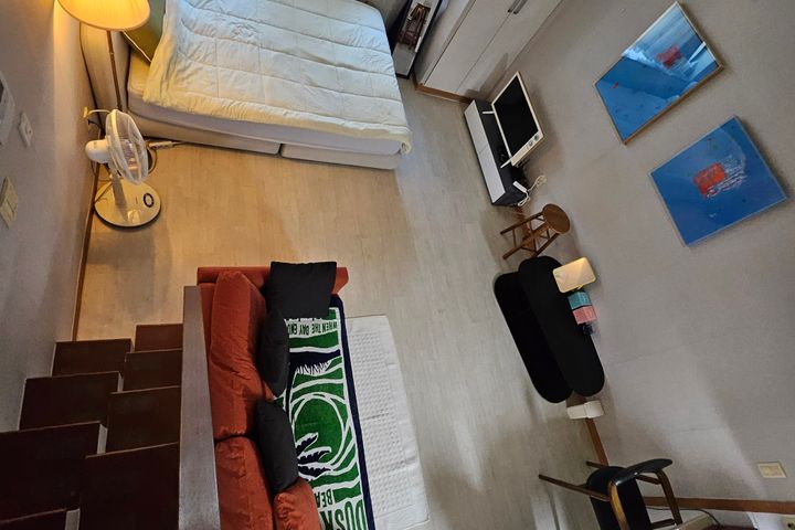 Loft-style officetel near Ilsan Daehwa Statio 13th image