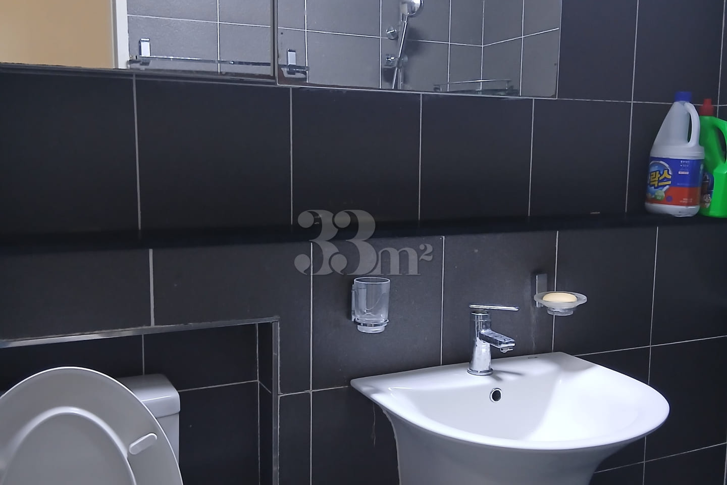 1 Minute from City Hall ☆ Spacious Home on Ju 10th image