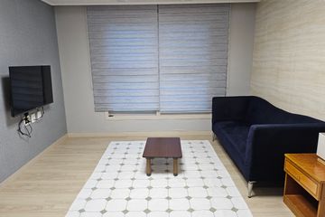 Three-bedroom apartment in Jeju City, 47 pyeo