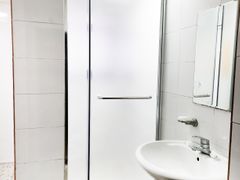 Sillim White-Toned Aesthetic Room 6th image