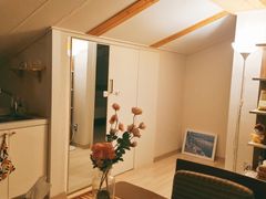 Cozy House 502 9th image