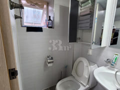 New studio apartment within walking distance 4th image
