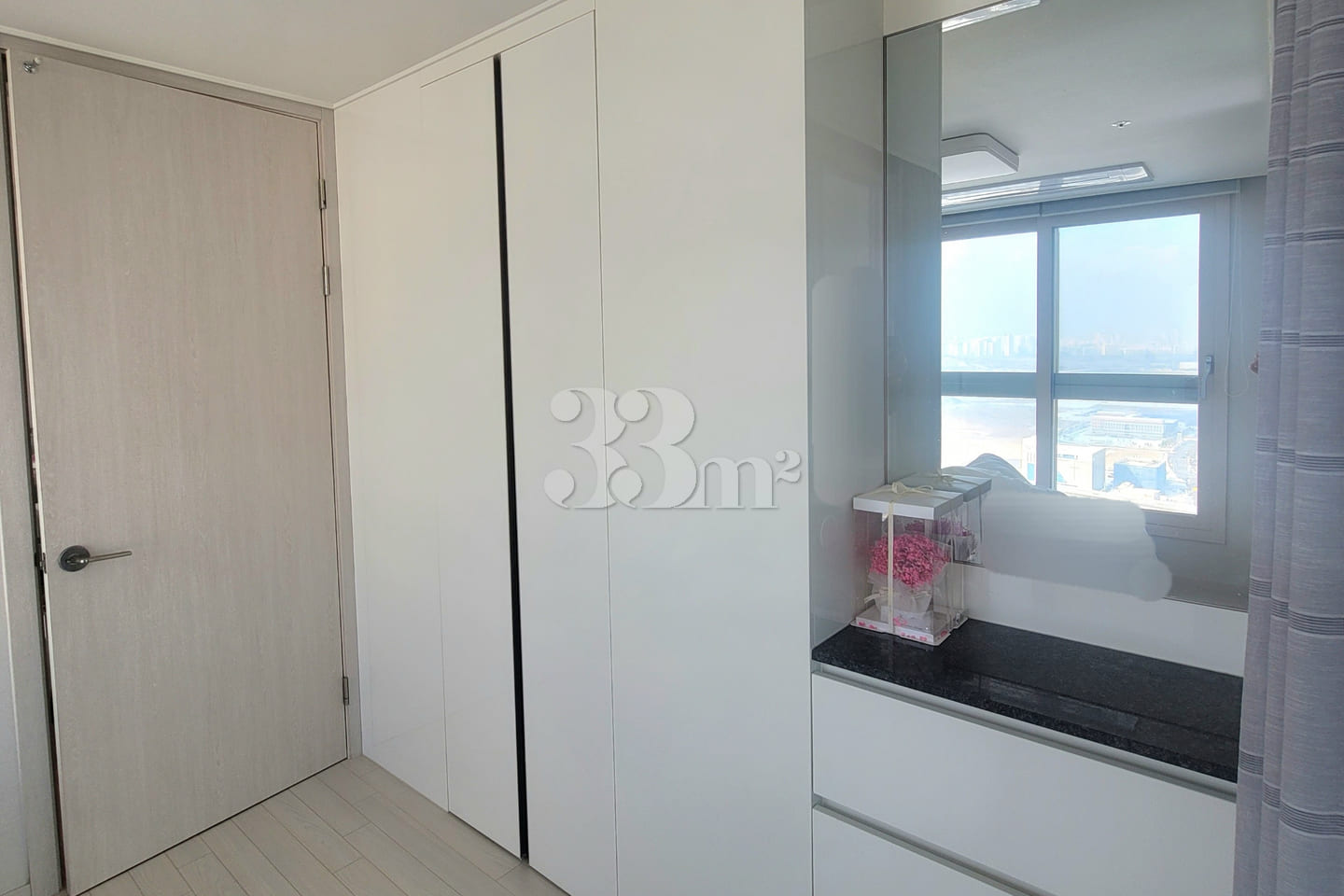 Two-room apartment with the best view in Song 5th image