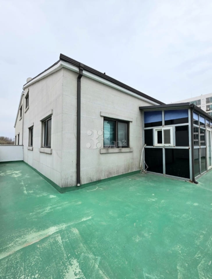 Gunsan. Fully furnished. Large parking lot. 18th image