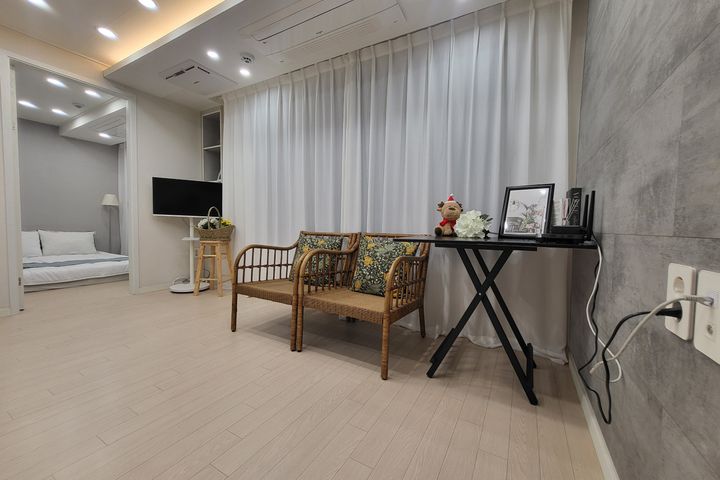Cozy Retreat in Seongbuk-gu 2th image
