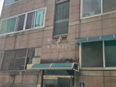 Convenient transport / Amenities / Clean 16th image
