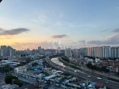 60-Pyeong Penthouse with Large Terrace 13th image