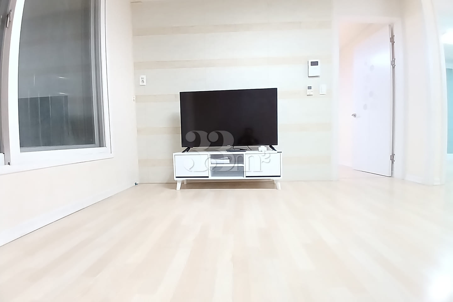 DH Station-Area 3-Room Unit ♡ 301 6th image