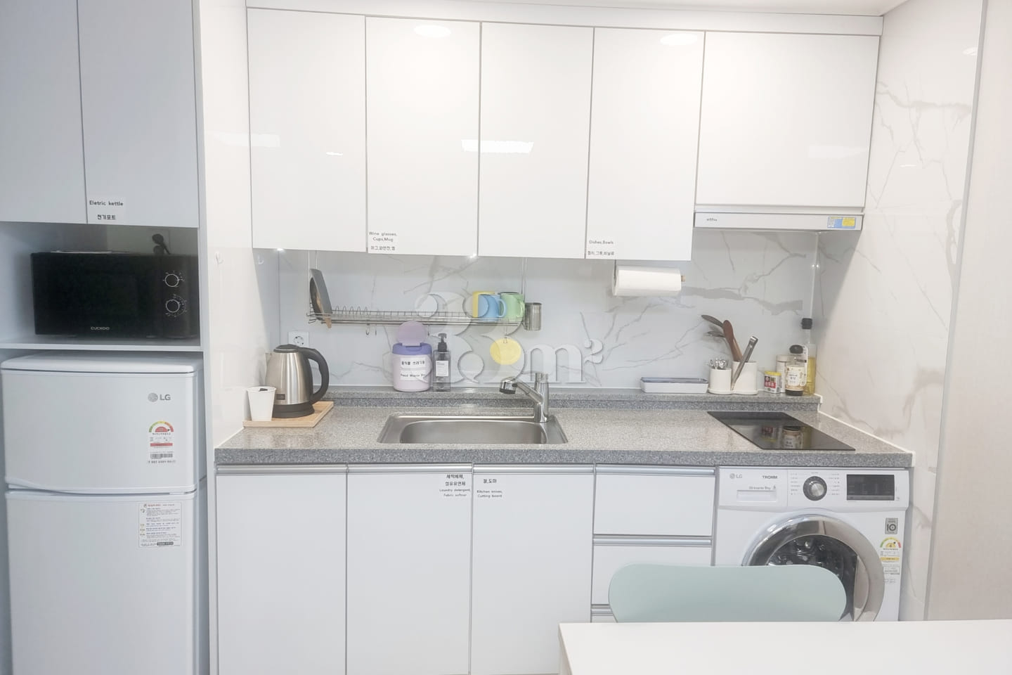 Sunny studio apartment near Songpa Station 6th image