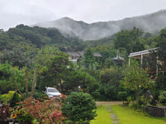 A detached house with a beautiful garden 14th image