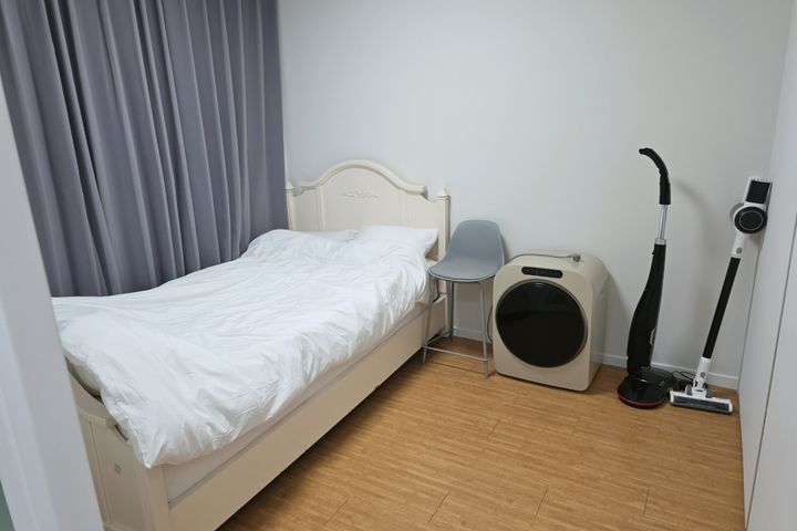 평촌역풀옵14평.침대2 7번째 이미지