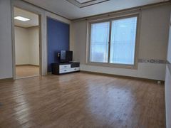 Two-room, Room 303 0th image