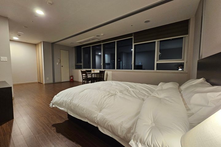 더트리니 Classy 0번째 이미지