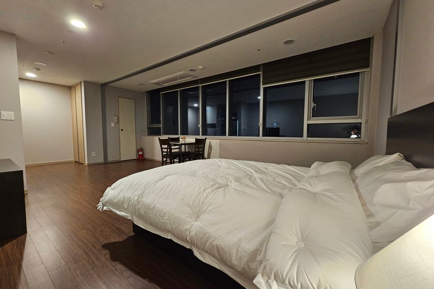 더트리니 Classy 0번째 이미지