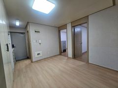 Two-Room Unit 207 1th image
