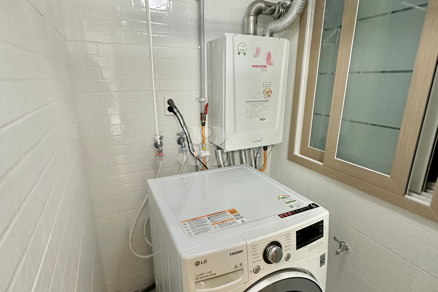 Comfortable 1.5 Room #302 3th image